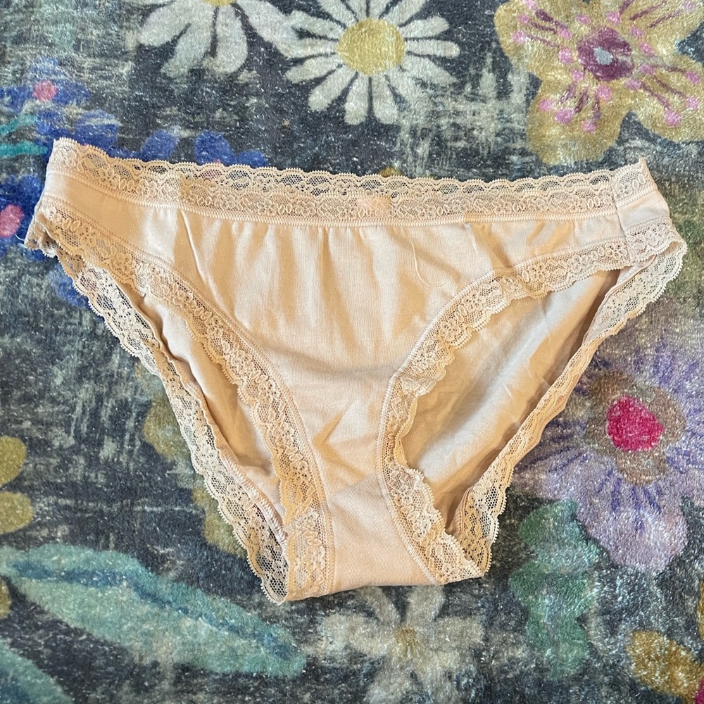 NWT Bundle of 3 Victoria’s Secret Lace Bikini underwear